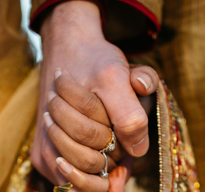https://lshopstatic.s3.eu-central-1.amazonaws.com/products/60000_Print Shop/Indian Wedding Couple-3.jpg